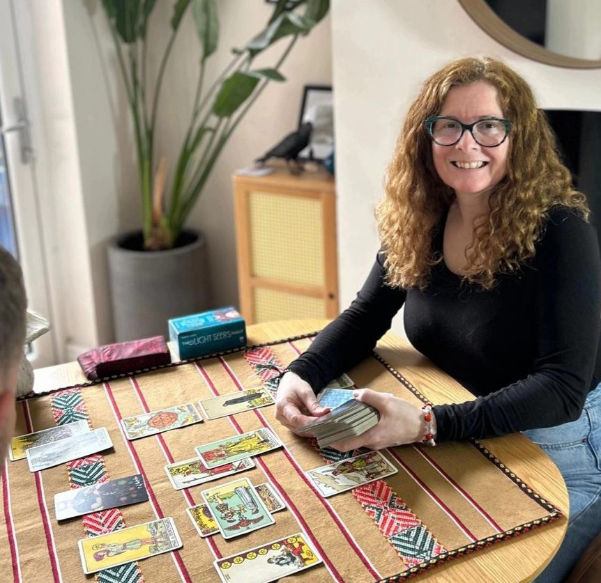 Hayley Green, Unknown Journey - Shamanic Healing, Shamanic Reiki, Tarot